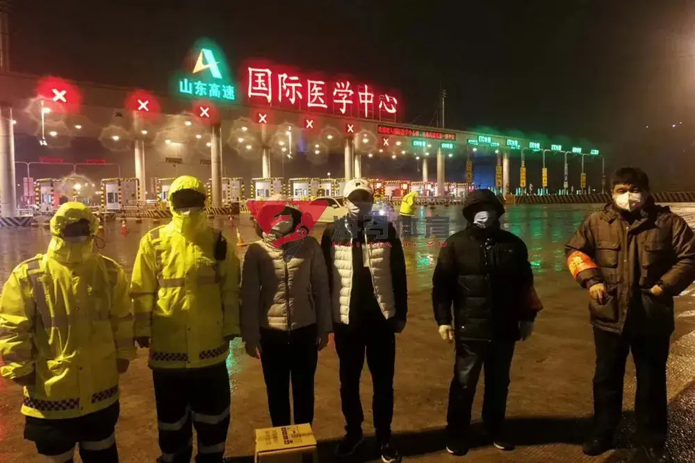 岂曰无衣，与子同裳。j9九游会助力槐荫区政协抗击新冠肺炎疫情。